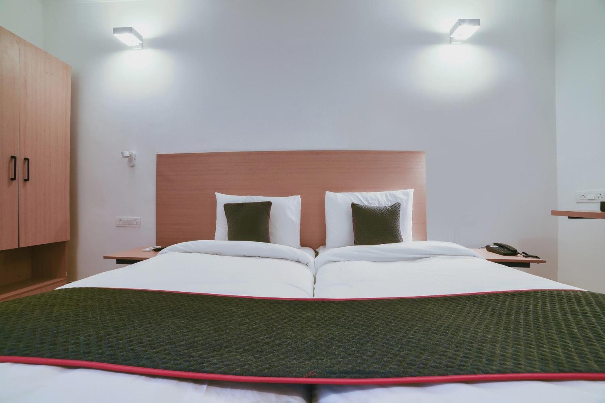 Hotel Collection O Vadapalani Chennai Zewnętrze zdjęcie